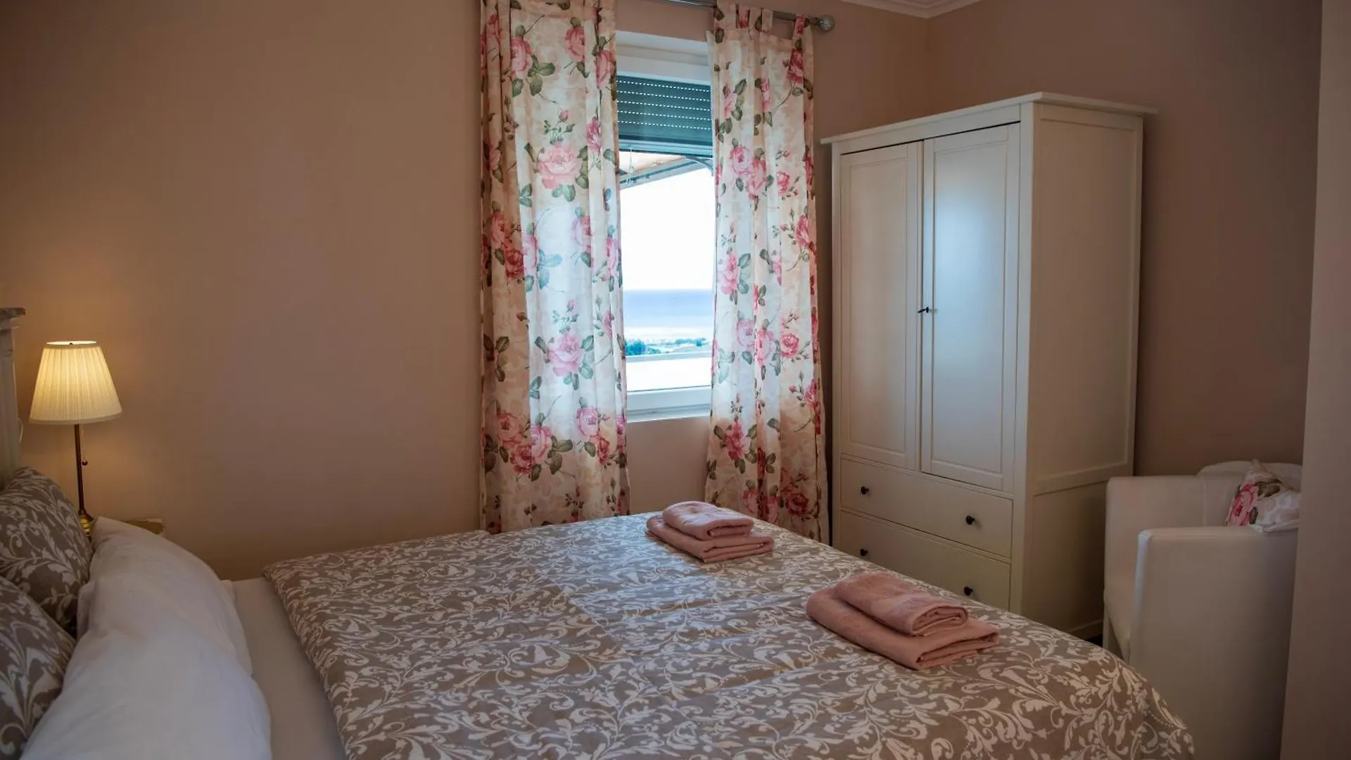Villa Serenity Panoramic View サンタ・スサナ