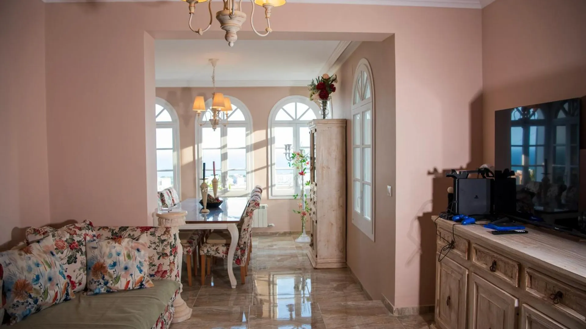 Villa Serenity Panoramic View サンタ・スサナ
