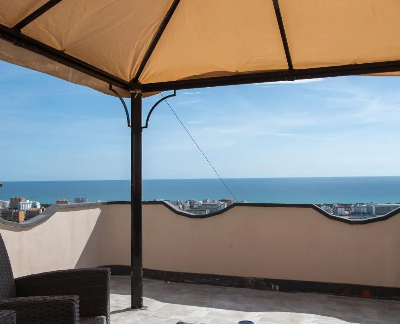 Villa Serenity Panoramic View サンタ・スサナ 0*,  スペイン