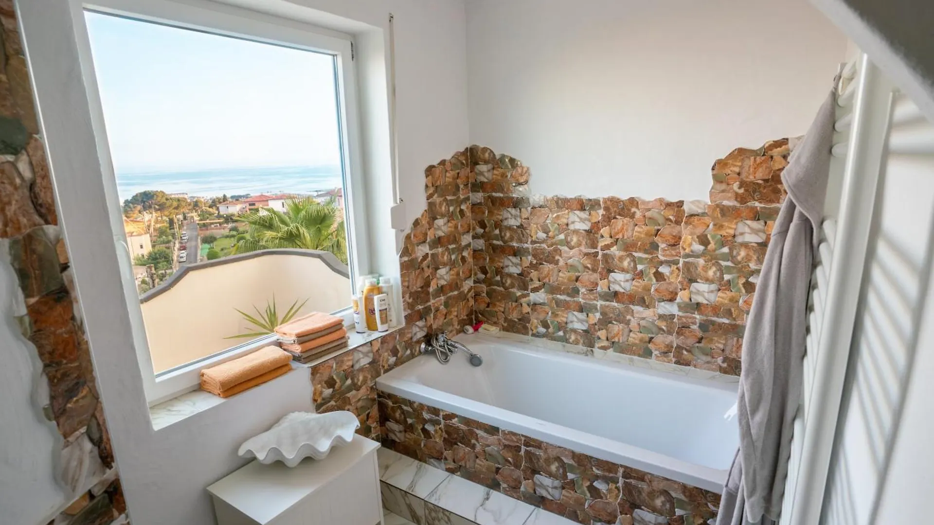 Villa Serenity Panoramic View サンタ・スサナ